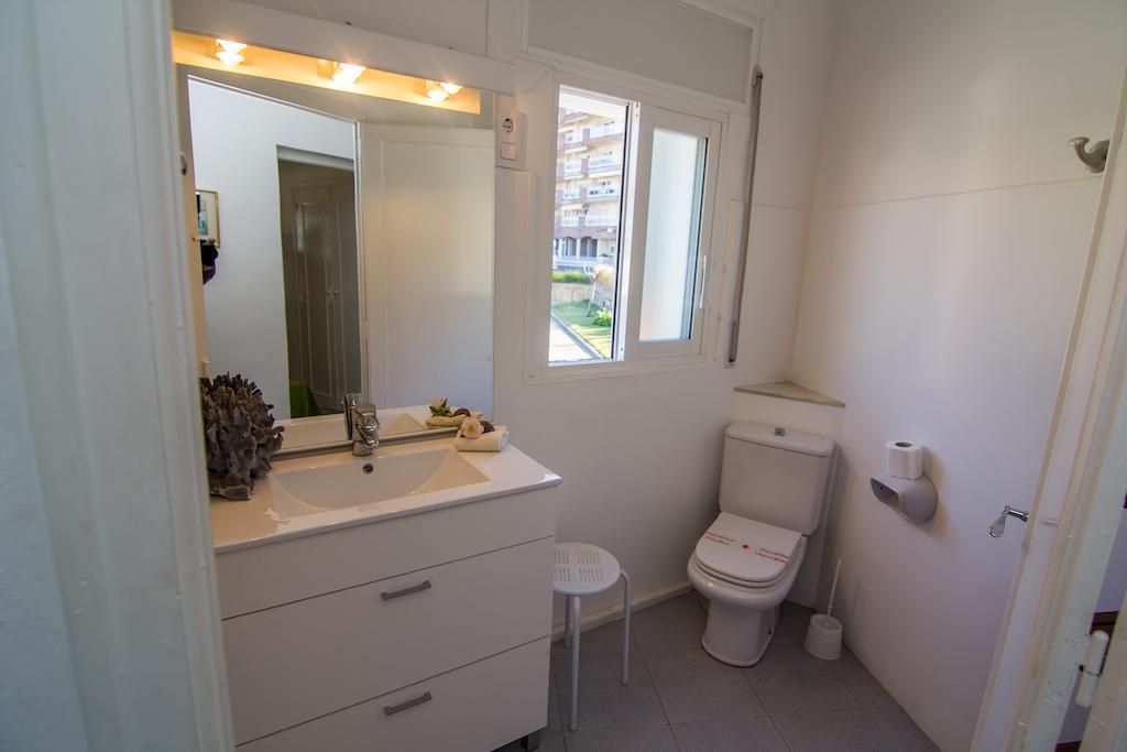 Vila Agi Casa Puerto Roses Pokoj fotografie
