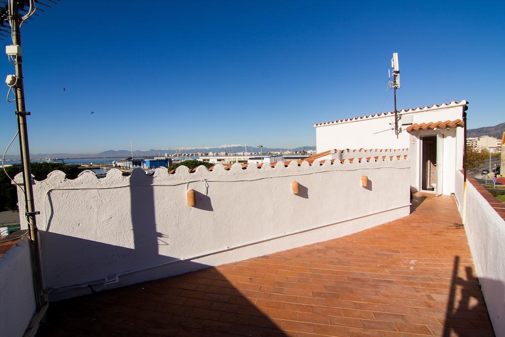 Vila Agi Casa Puerto Roses Pokoj fotografie