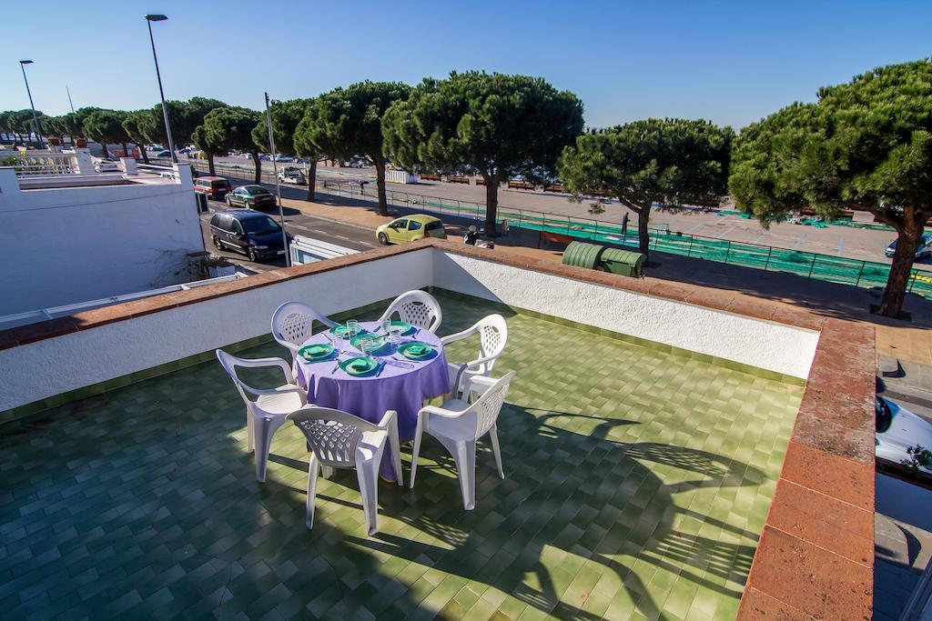 Vila Agi Casa Puerto Roses Pokoj fotografie