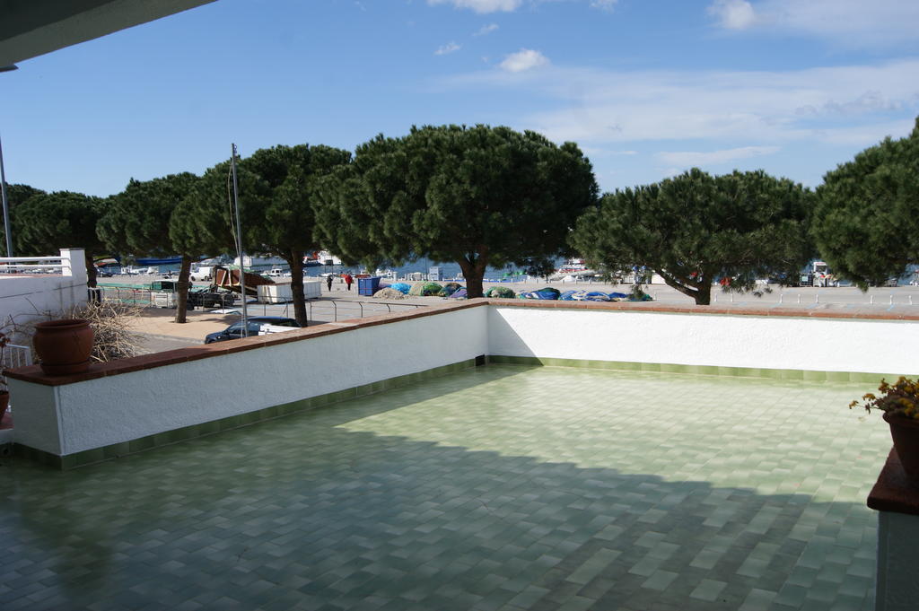 Vila Agi Casa Puerto Roses Pokoj fotografie